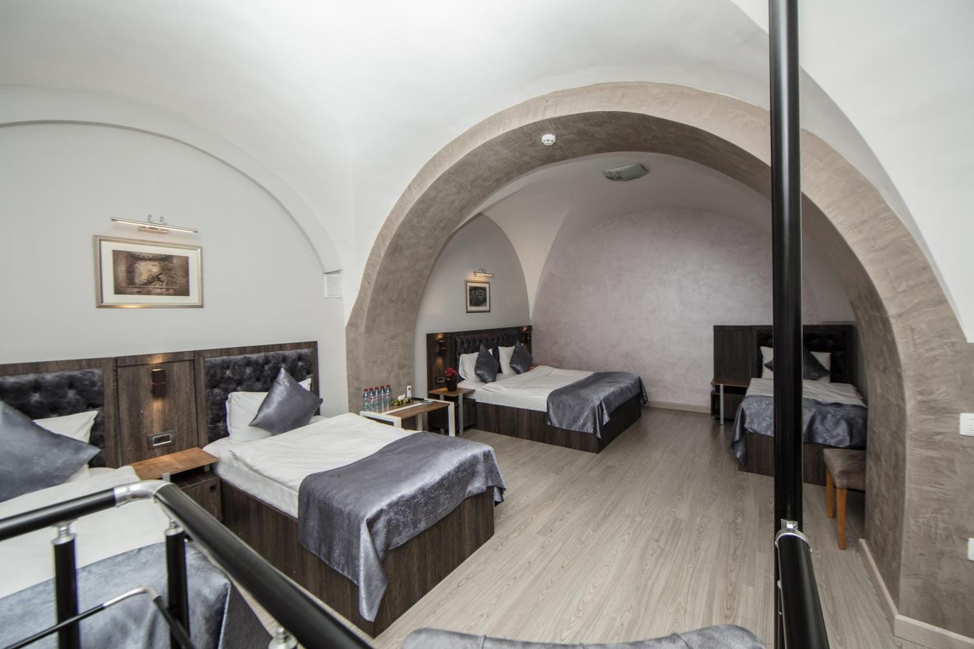 Passaje Old Hotel Baku Eksteriør billede