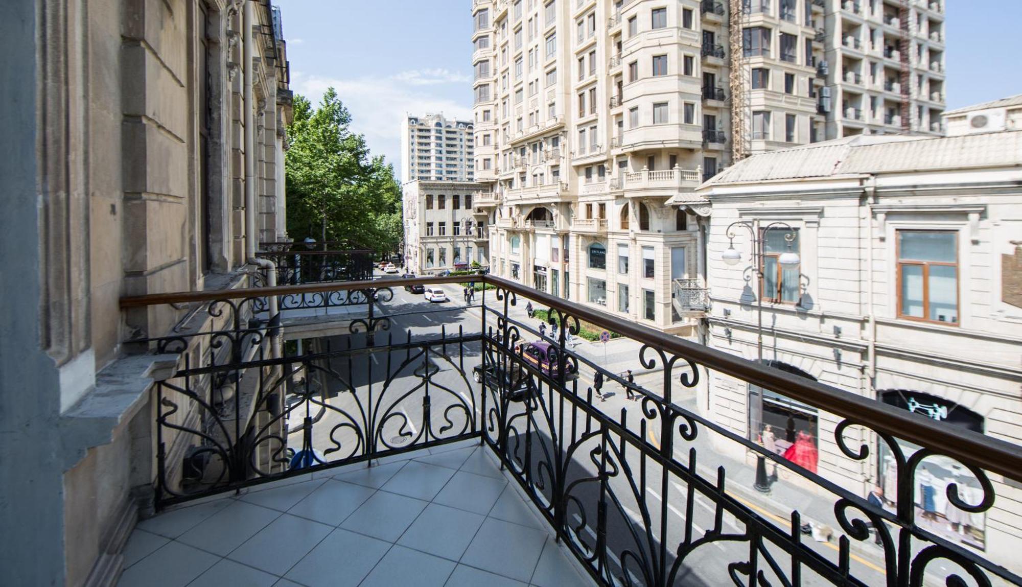 Passaje Old Hotel Baku Eksteriør billede