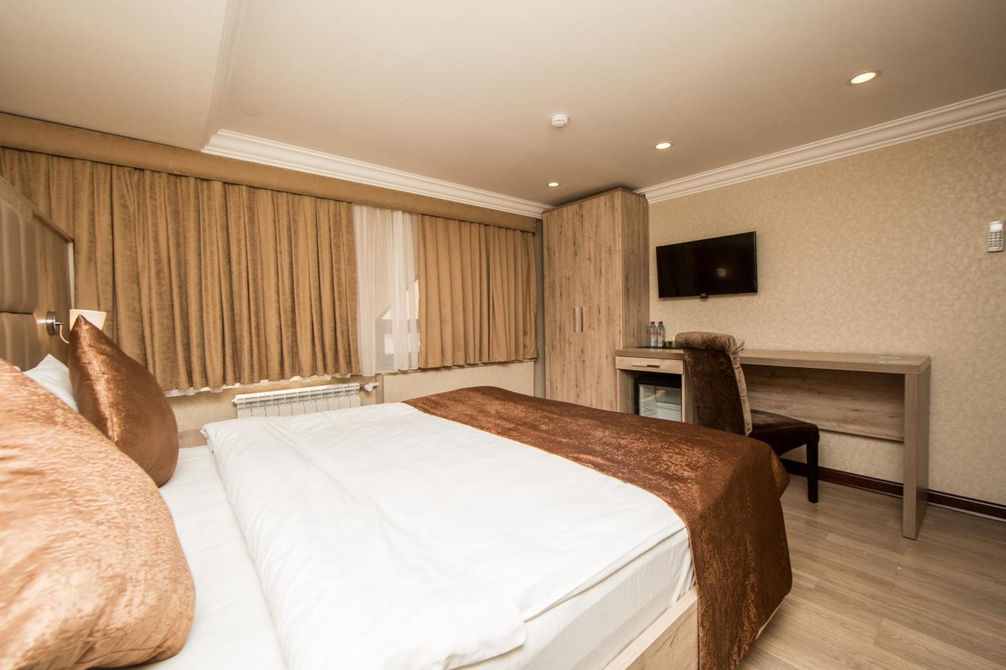 Passaje Old Hotel Baku Eksteriør billede