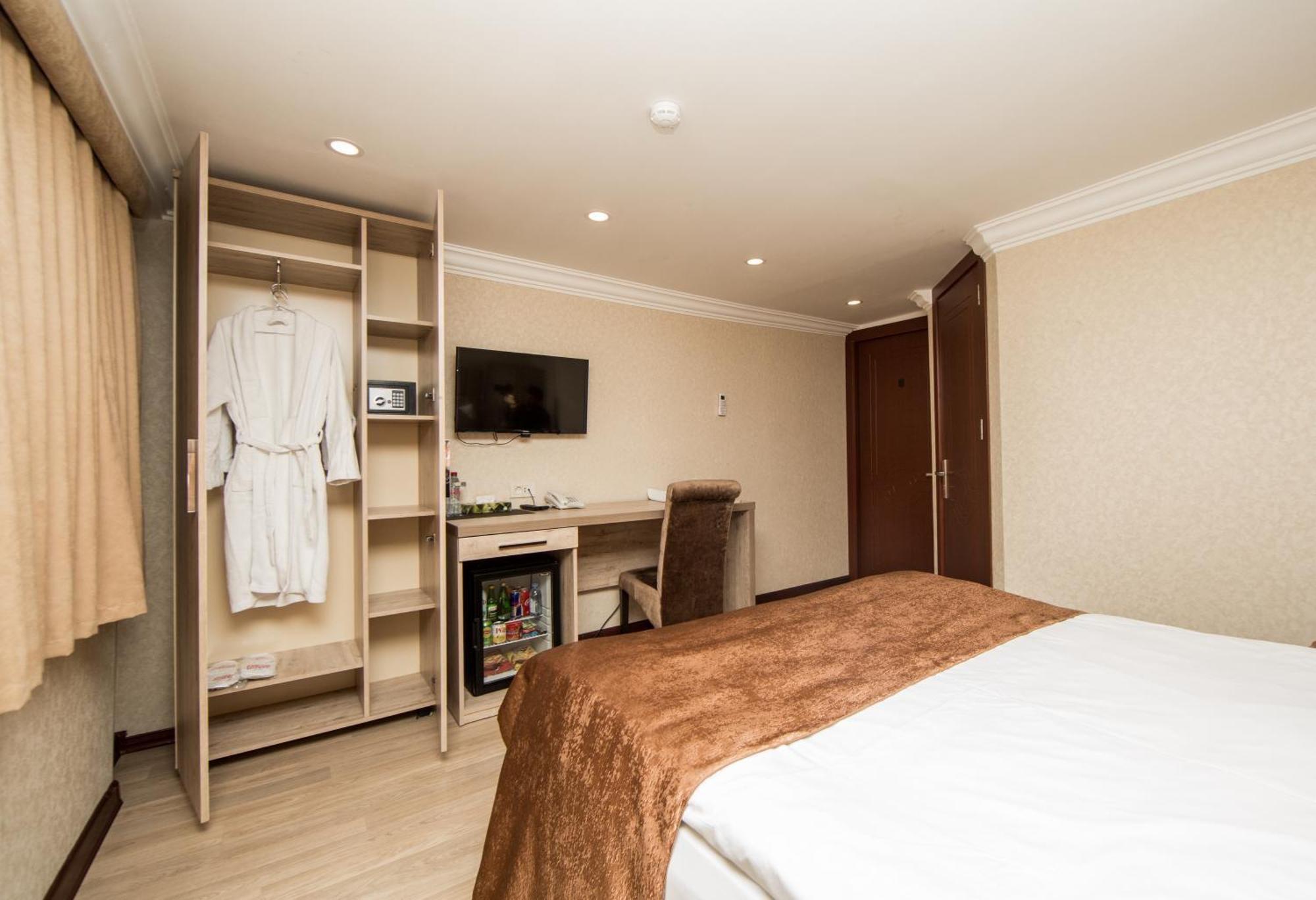 Passaje Old Hotel Baku Eksteriør billede