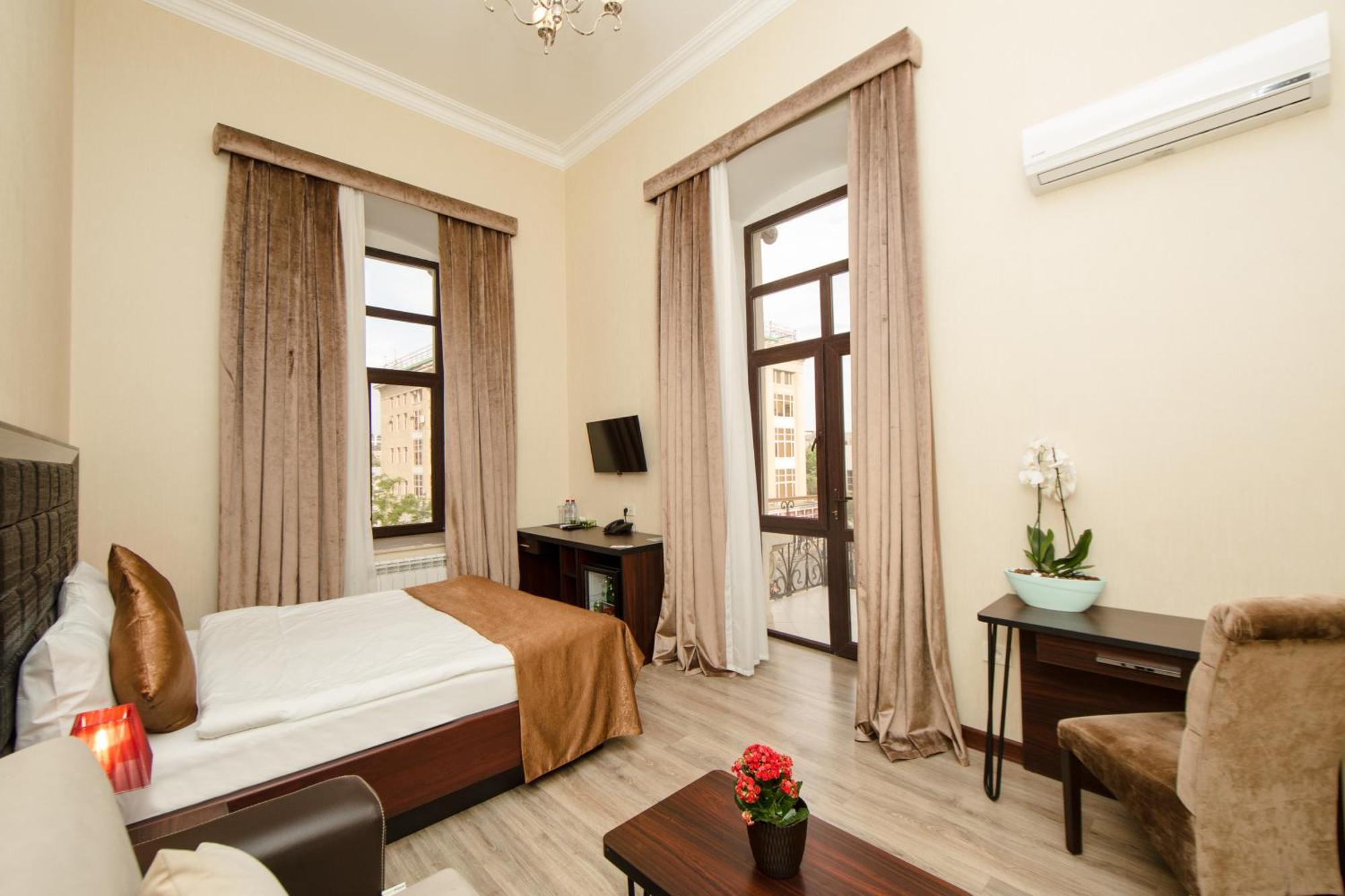 Passaje Old Hotel Baku Eksteriør billede